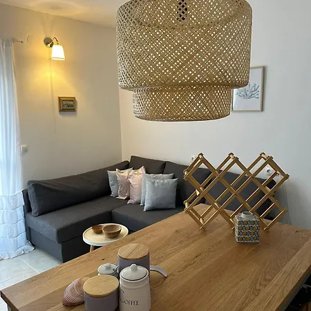 Summer Escape Apartment